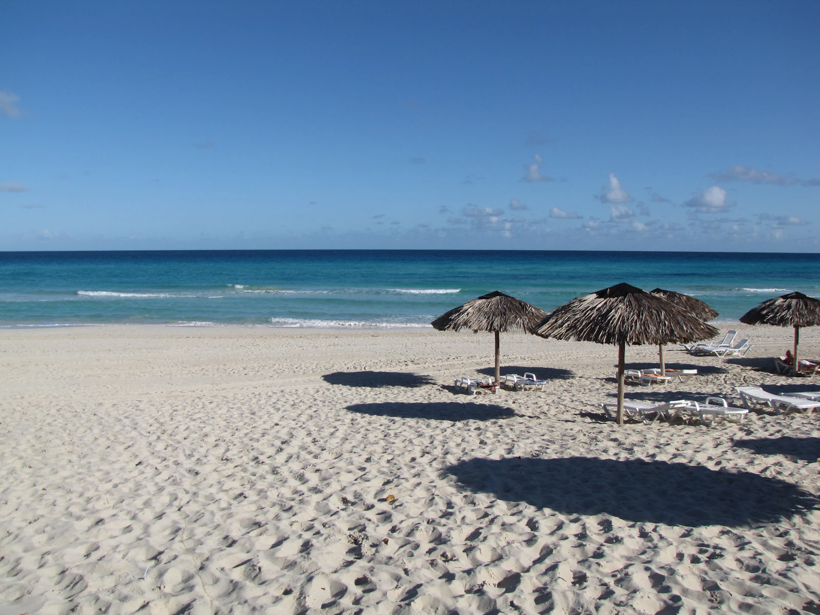 Plage de sable blanc et eaux turquoise de la péninsule de Varadero